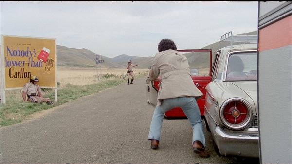 Produktbild: HITCH HIKE: Wenn Du krepierst &ndash; lebe ich! - 2-Disc Mediabook Cover B (Blu-ray + DVD) Limited 250 Edition &ndash; Uncut