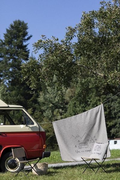 Produktbild: Fussenegger Flanelldecke "yes we camp"