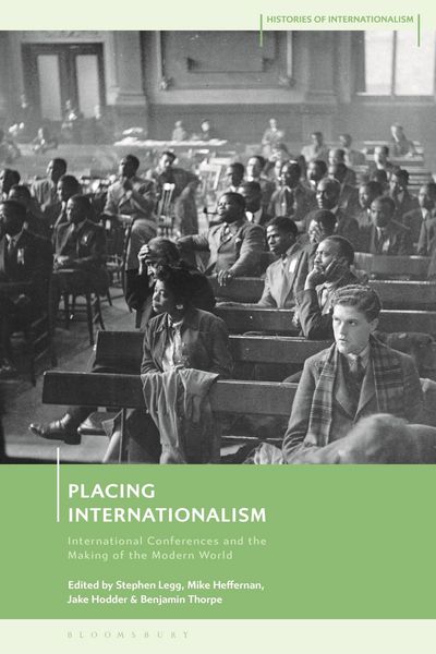 Produktbild: Placing Internationalism