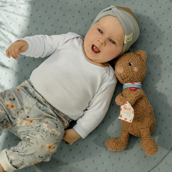 Produktbild: Kuscheltier B&auml;r Hello little One"