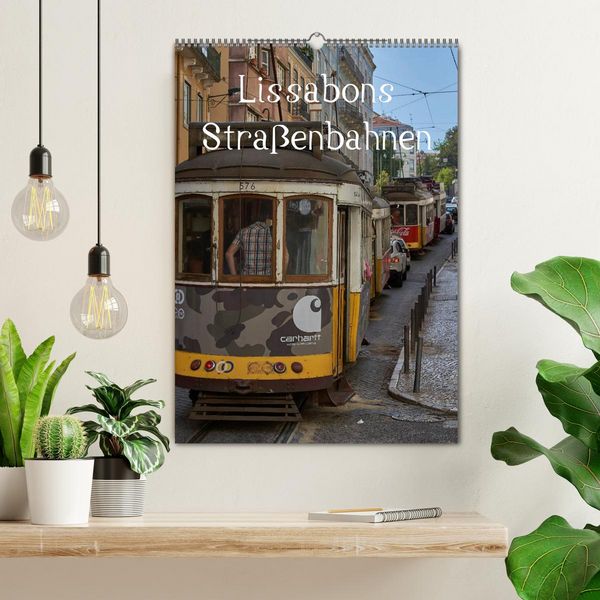 Produktbild: Lissabons Stra&szlig;enbahnen (Wandkalender 2026 DIN A2 hoch), CALVENDO Monatskalender