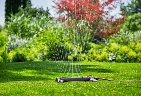 Produktbild: GARDENA 18712-20 AquaZoom M Viereckregner 9 - 250 m&sup2;