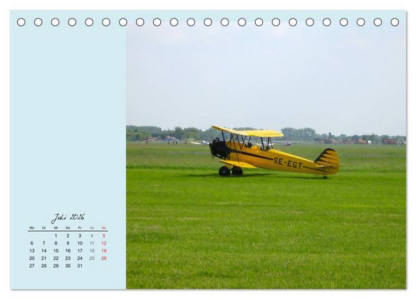 Produktbild: Sportliche Kunstflieger (Tischkalender 2026 DIN A5 quer), CALVENDO Monatskalender