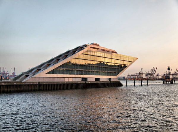 Produktbild: CALVENDO Puzzle Dockland | 2000 Teile Lege-Gr&ouml;&szlig;e 90x67cm Foto-Puzzle f&uuml;r gl&uuml;ckliche Stunden