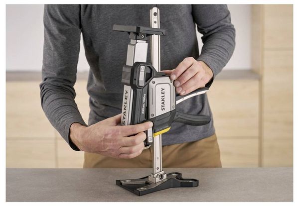 Produktbild: STANLEY FMHT83558-1 Baust&uuml;tze L&auml;ngenverstellung: 295 - 685mm Tragkraft (max.): 150kg