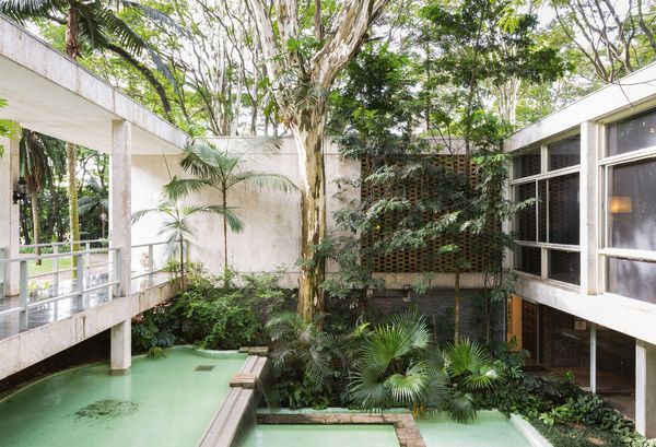 Produktbild: 150 Houses You Need to Visit Before You Die