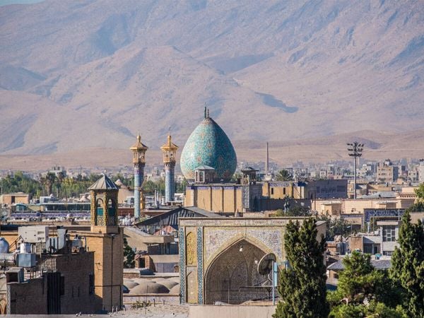 Produktbild: CALVENDO Puzzle Shiraz - Shah-Cheragh Heiligtum | 1000 Teile Lege-Gr&ouml;&szlig;e 64 &times; 48 cm Foto-Puzzle f&uuml;r gl&uuml;ckliche Stunden