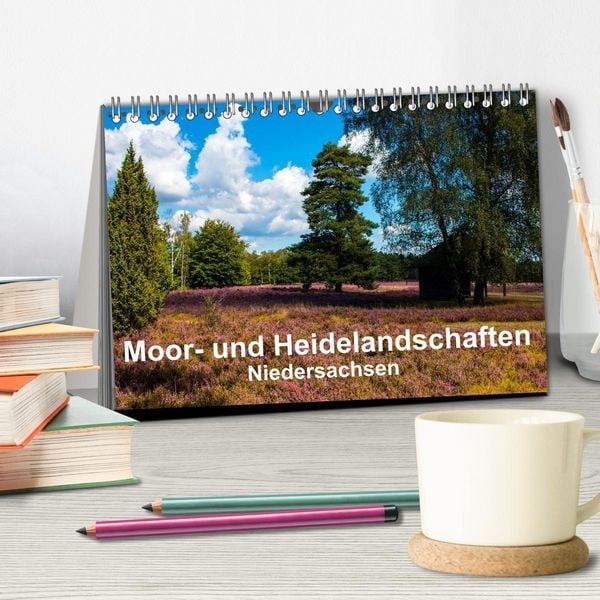 Produktbild: Moor- und Heidelandschaften Niedersachsen (Tischkalender 2026 DIN A5 quer), CALVENDO Monatskalender