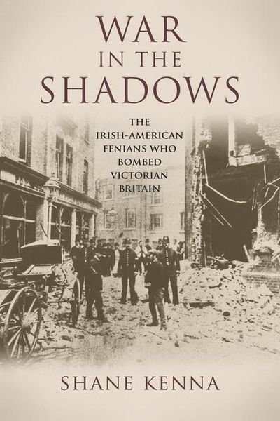 Produktbild: War in the Shadows
