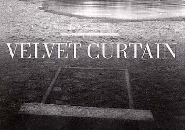 Produktbild: Velvet Curtain