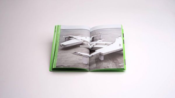 Produktbild: Larissa Fassler: Building Worlds