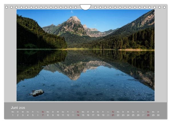 Produktbild: Schweiz - Impressionen der idyllischen Bergwelt im Laufe der Jahreszeiten (Wandkalender 2026 DIN A4 quer), CALVENDO Monatskalender