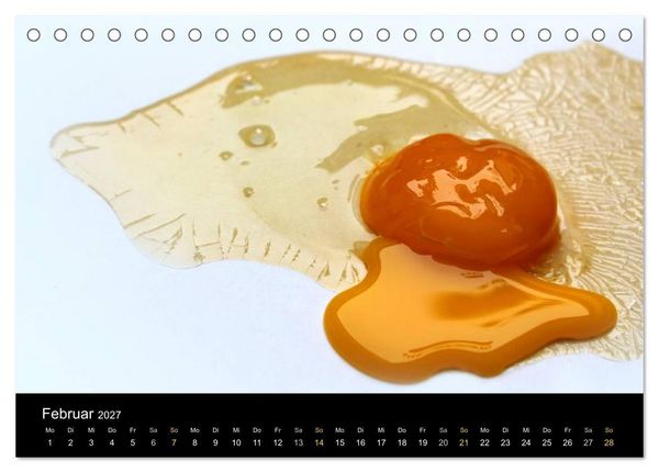 Produktbild: ei.ei.ei &ndash; Fotografische Gedanken zum Ei (Tischkalender 2027 DIN A5 quer), CALVENDO Monatskalender