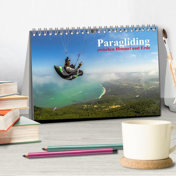 Produktbild: Paragliding - zwischen Himmel und Erde (Tischkalender 2026 DIN A5 quer), CALVENDO Monatskalender