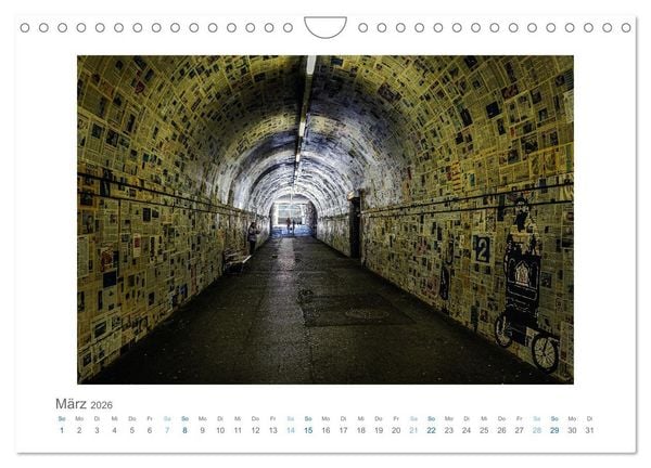 Produktbild: Street Moments (Wandkalender 2026 DIN A4 quer), CALVENDO Monatskalender