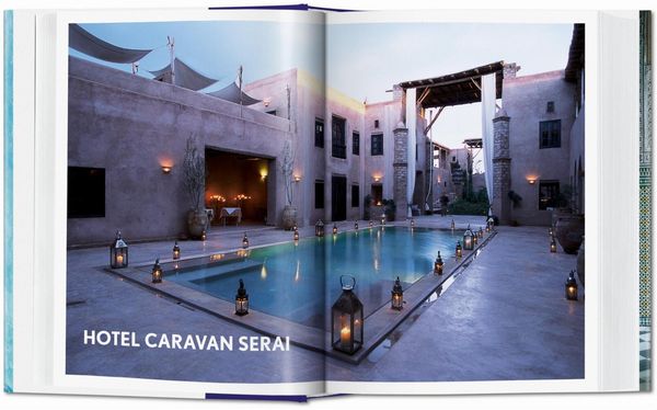 Produktbild: Living in Morocco. 40th Ed.