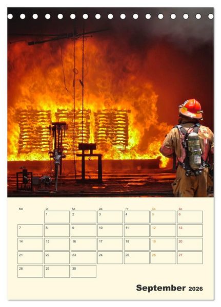 Produktbild: Feuerwehr - Warten auf den n&auml;chsten Einsatz (Tischkalender 2026 DIN A5 hoch), CALVENDO Monatskalender