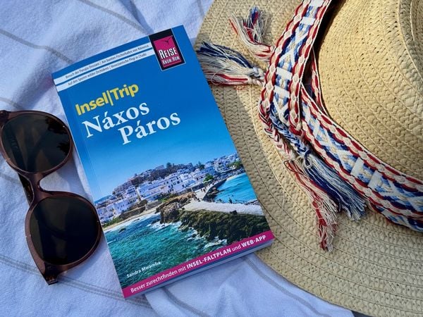 Produktbild: Reise Know-How InselTrip N&aacute;xos und P&aacute;ros
