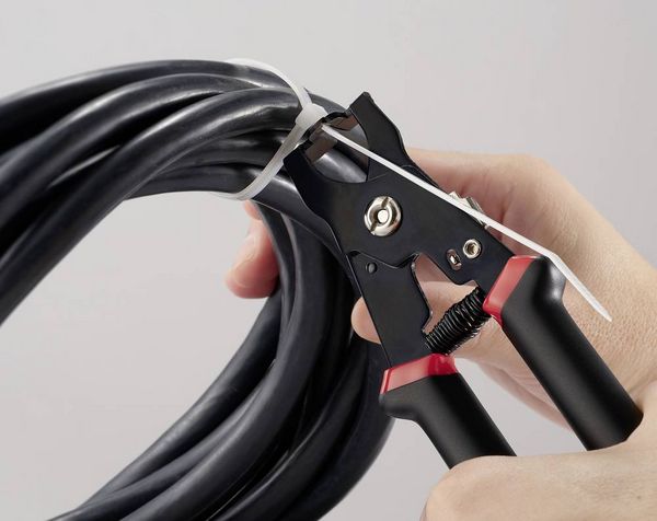 Produktbild: TOOLCRAFT HT04582 Kabelbinderzange zum Trennen von Polyamid-Kabelbindern