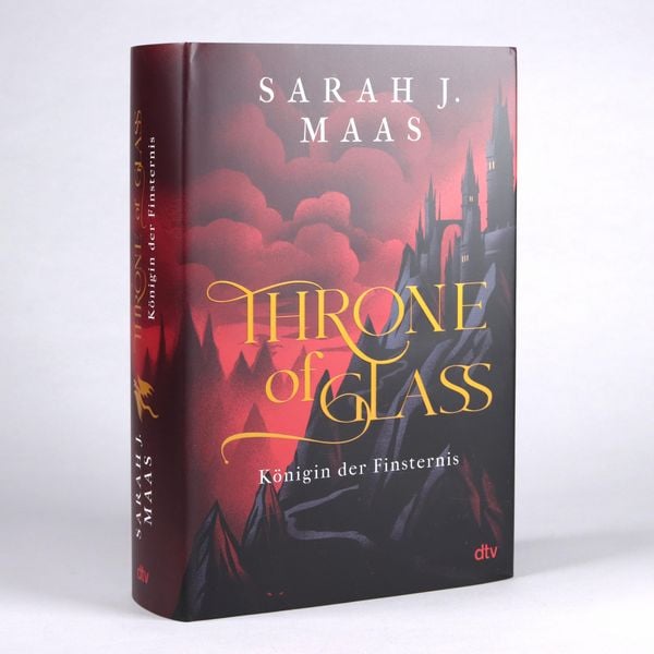 Produktbild: Throne of Glass &ndash; K&ouml;nigin der Finsternis