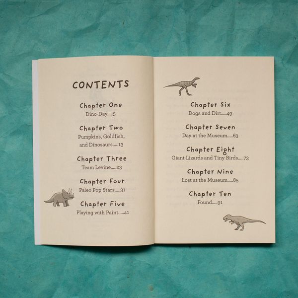 Produktbild: Lola Levine and the Dinosaur Scene