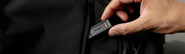 Produktbild: Kingston DataTraveler 70 USB-Stick Retail 128GB Schwarz DT70/128GB USB-C&reg;