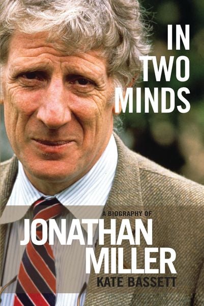 Produktbild: Bassett, K: In Two Minds