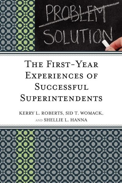 Produktbild: First-Year Experiences of Successful Superintendents
