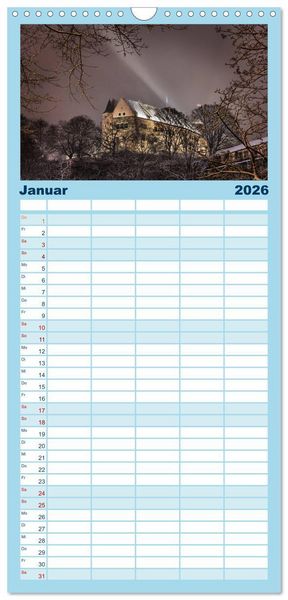 Produktbild: Familienplaner 2026 - N&uuml;rnberg - Die Altstadt bei Nacht mit 5 Spalten (Wandkalender, 21 x 45 cm) CALVENDO