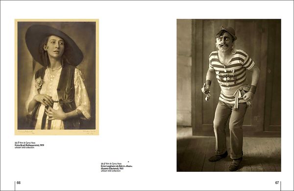 Produktbild: Die Fotografinnen Nini und Carry Hess