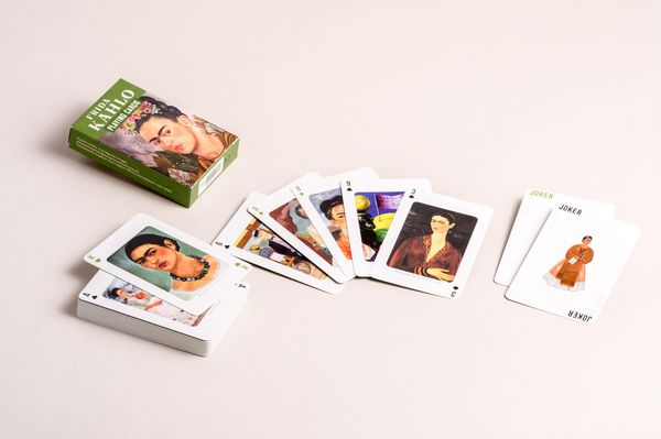 Produktbild: Kartenspiel Kahlo. 54 Spielkarten mit 53 Kahlo-Motiven