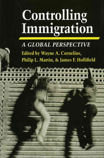 Produktbild: Controlling Immigration