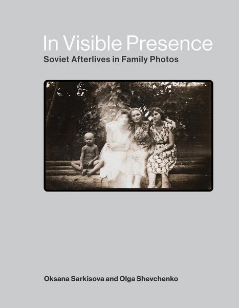 Produktbild: In Visible Presence