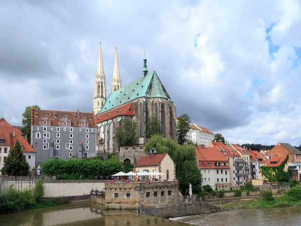Produktbild: CALVENDO Puzzle Dier Stadtpfarrkirche St. Peter und Paul in G&ouml;rlitz | 1000 Teile Lege-Gr&ouml;&szlig;e 64x48cm Foto-Puzzle f&uuml;r gl&uuml;ckliche Stunden