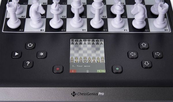 Produktbild: Millennium Schachcomputer ChessGenius Pro