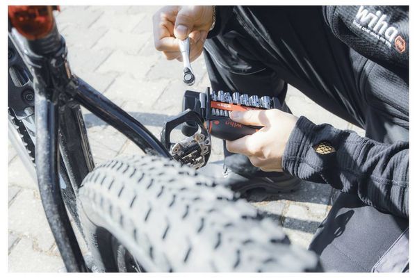Produktbild: Wiha Bit- und Steckschl&uuml;ssel-Set 1/4\" 46960
