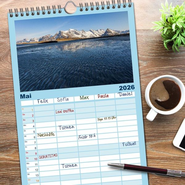 Produktbild: Familienplaner 2026 - Licht des Nordens - LOFOTEN mit 5 Spalten (Wandkalender, 21 x 45 cm) CALVENDO