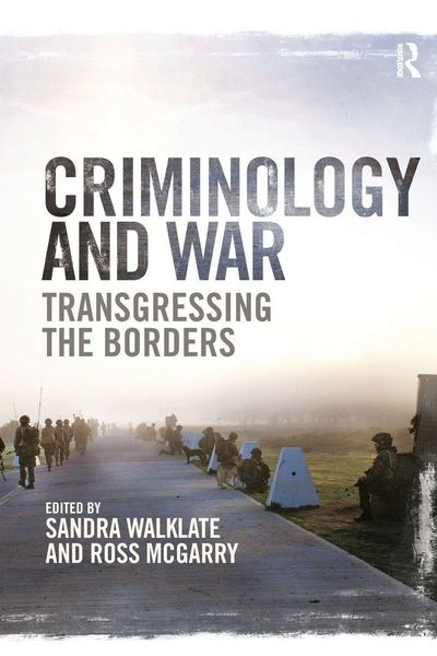 Produktbild: Criminology and War