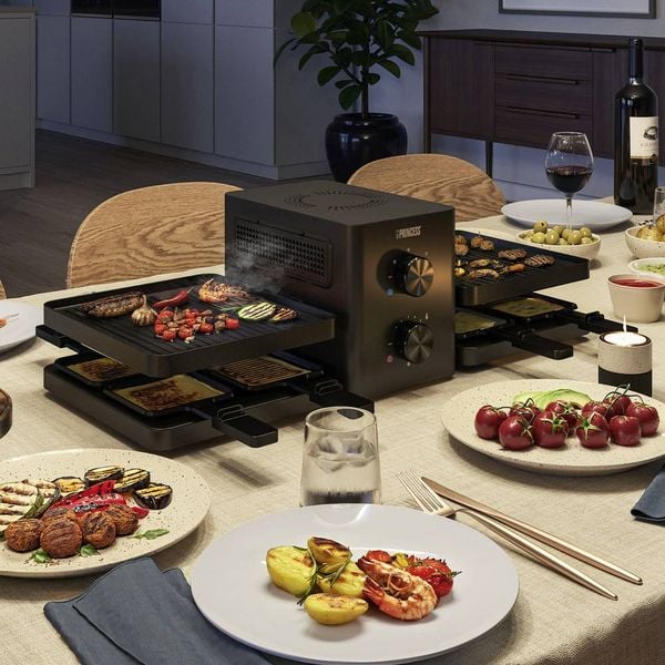 Produktbild: Princess Purify Raclette 8 Pf&auml;nnchen, Antihaftbeschichtung, &Uuml;berhitzungsschutz, mit Luftabsaugung Schwarz