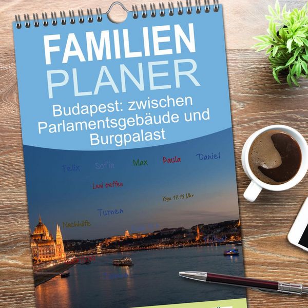 Produktbild: Familienplaner 2026 - Budapest: zwischen Parlamentsgeb&auml;ude und Burgpalast mit 5 Spalten (Wandkalender, 21 x 45 cm) CALVENDO