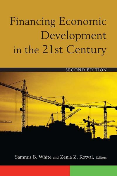 Produktbild: Financing Economic Development in the 21st Century