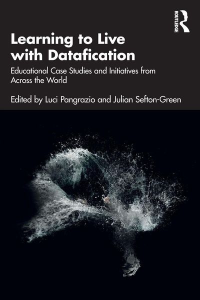 Produktbild: Learning to Live with Datafication