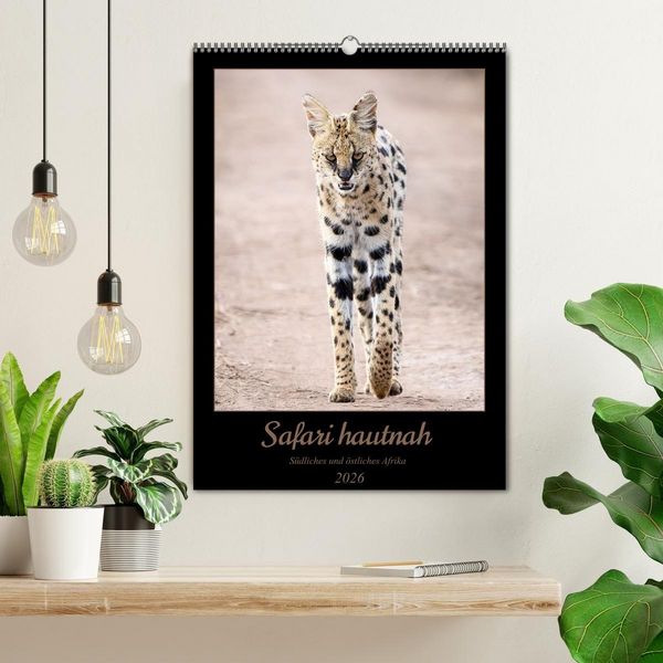 Produktbild: Safari hautnah - S&uuml;dliches und &ouml;stliches Afrika (Wandkalender 2026 DIN A2 hoch), CALVENDO Monatskalender