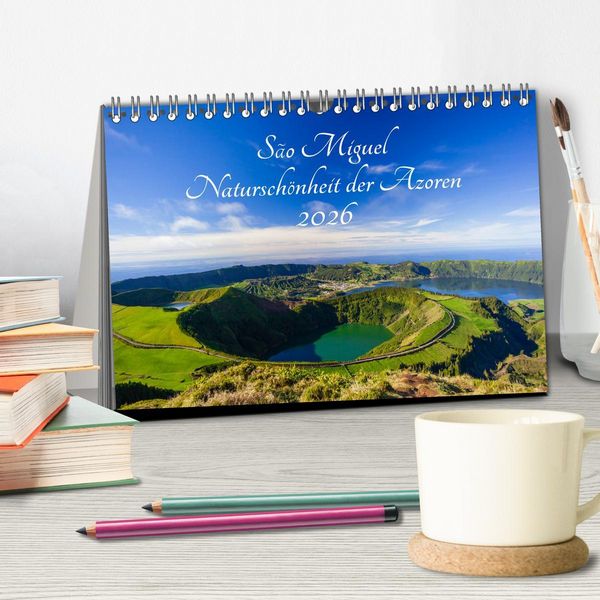 Produktbild: S&atilde;o Miguel - Natursch&ouml;nheit der Azoren (Tischkalender 2026 DIN A5 quer), CALVENDO Monatskalender