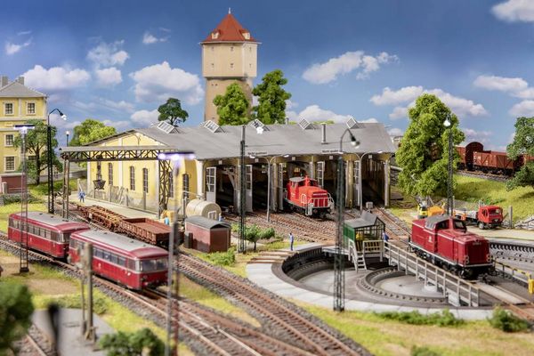 Produktbild: Faller 120081 H0 Ringlokschuppen Freilassing