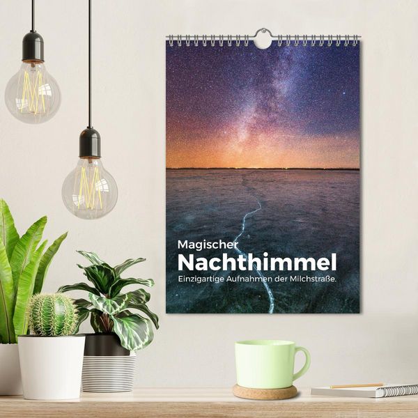 Produktbild: Magischer Nachthimmel - Einzigartige Aufnahmen der Milchstra&szlig;e. (Wandkalender 2026 DIN A4 hoch), CALVENDO Monatskalender