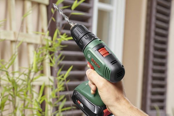 Produktbild: Bosch Home and Garden EasyDrill 18V-40 06039D8005 Akku-Bohrmaschine, Akku-Bohrschrauber 18 V 2 Ah Li-Ion