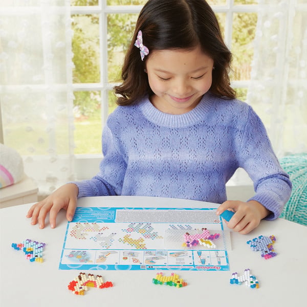 Produktbild: Aquabeads Einhorn Freunde Bastelset