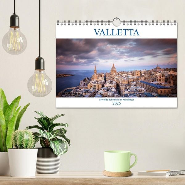 Produktbild: Valletta - Morbide Sch&ouml;nheit im Mittelmeer (Wandkalender 2026 DIN A4 quer), CALVENDO Monatskalender