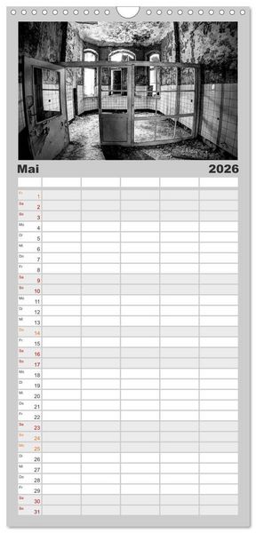 Produktbild: Familienplaner 2026 - Lost Beauty mit 5 Spalten (Wandkalender, 21 x 45 cm) CALVENDO